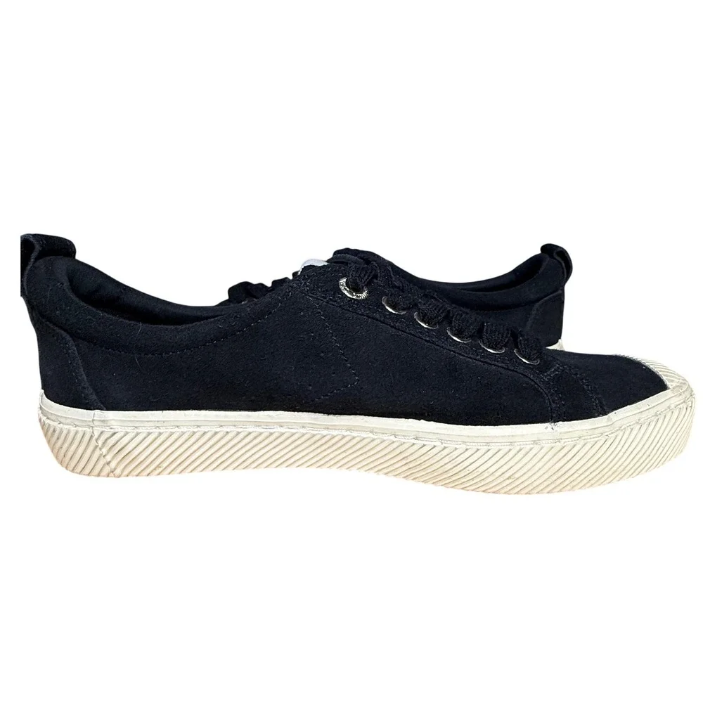 Cariuma‎ OCA Low Black Canvas Suede Sneakers Womens 9.5 Mens 8 100102B01M